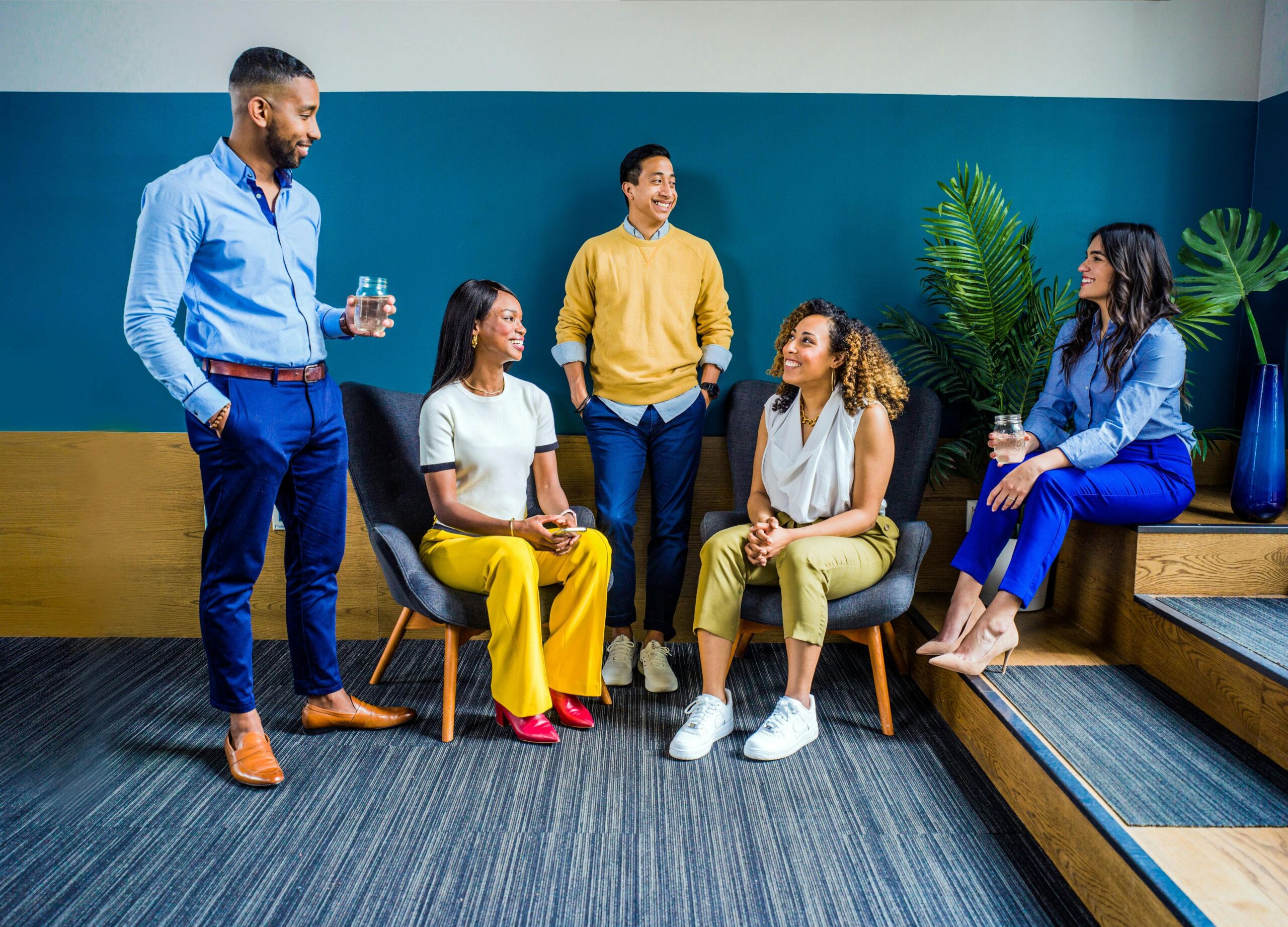 https://hustlingnaari.com/wp-content/uploads/2025/01/pexels-jopwell-2422290-scaled.jpg